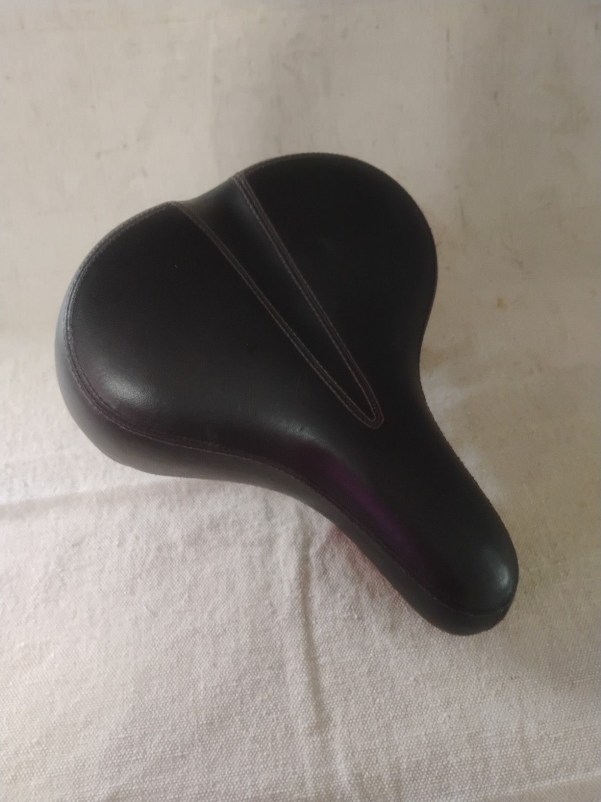 Gently Used Unbranded Bicycle Large Comfort Seat With Springs Black