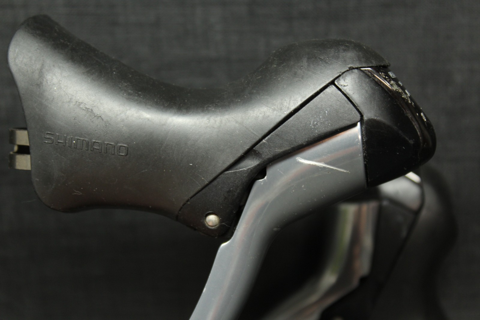 Vintage SHIMANO 105 ST-5600 , 2/3 x 10 speed Road bike Shifters, brake levers.