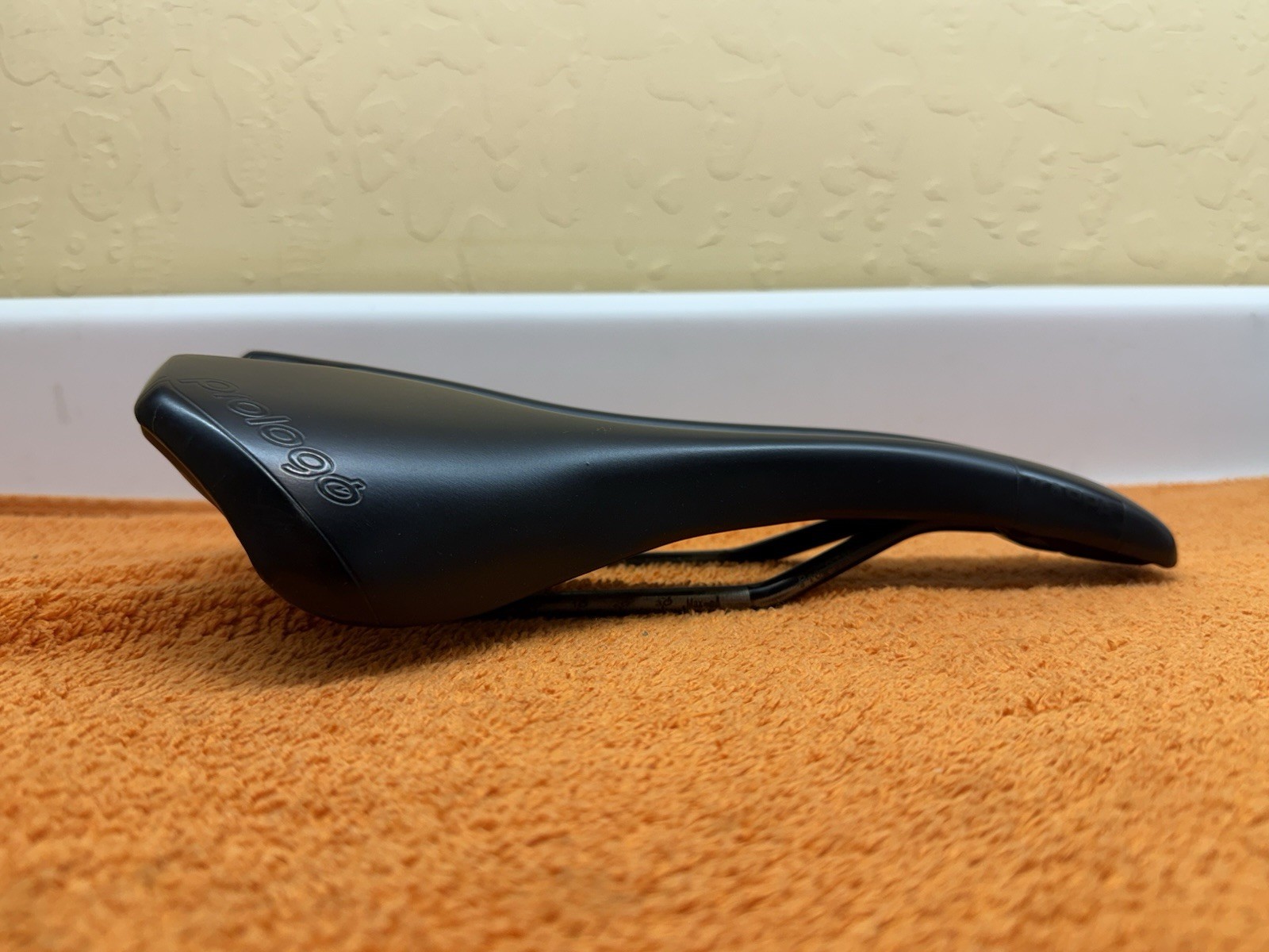 Prologo Kappa PAS Road Bike Cutaway Saddle seat 143mm