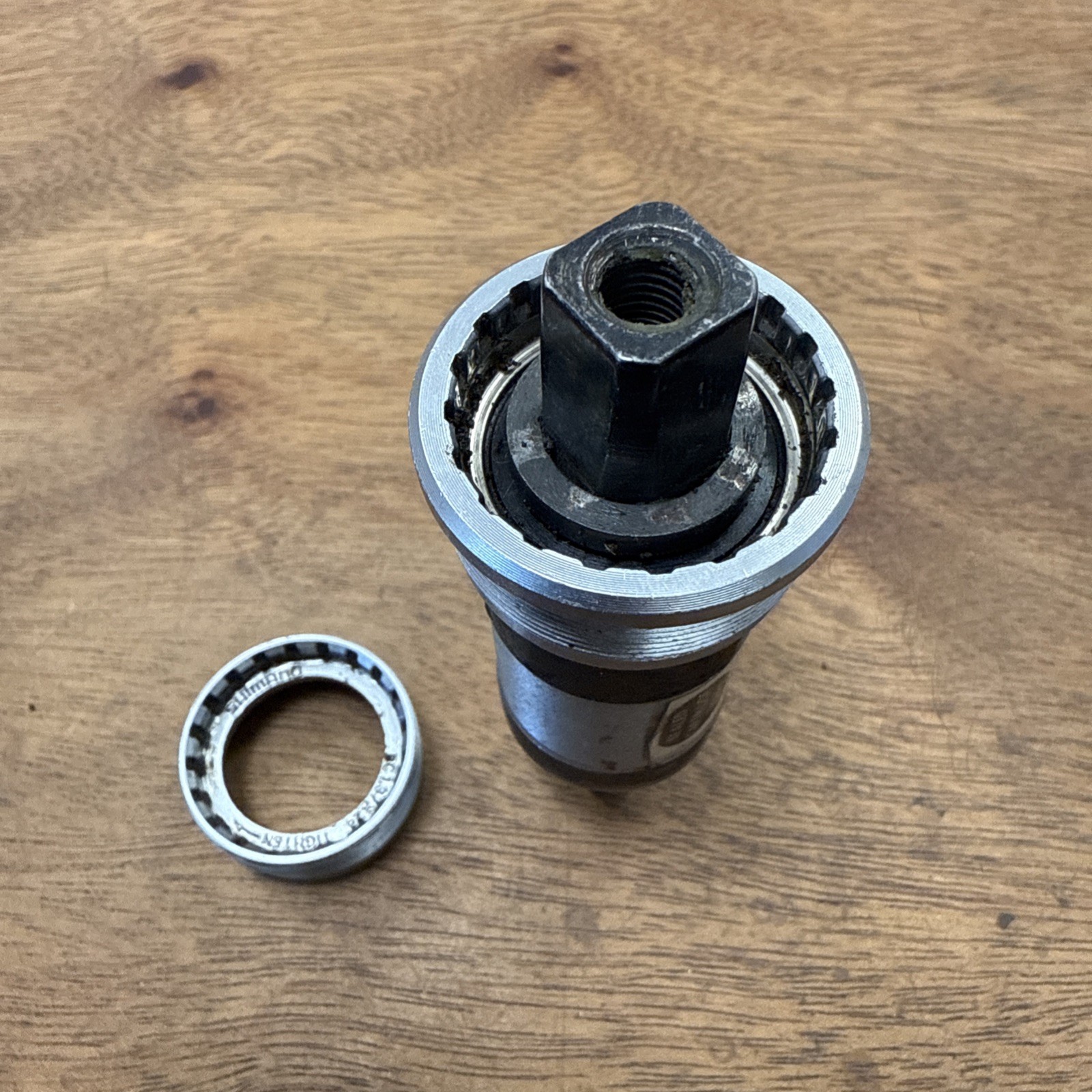 Shimano Deore BB-UN52 Bottom Bracket Square Taper 73mm Shell 109mm