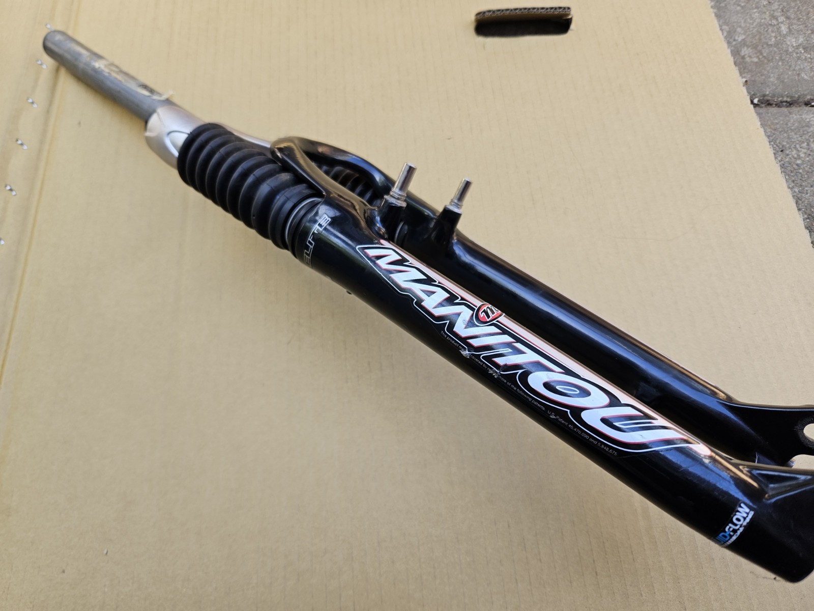 26″ Manitou Six Elite 80mm Mountain Bike Front Fork 1-1/8″ Steerer Disc V Brake