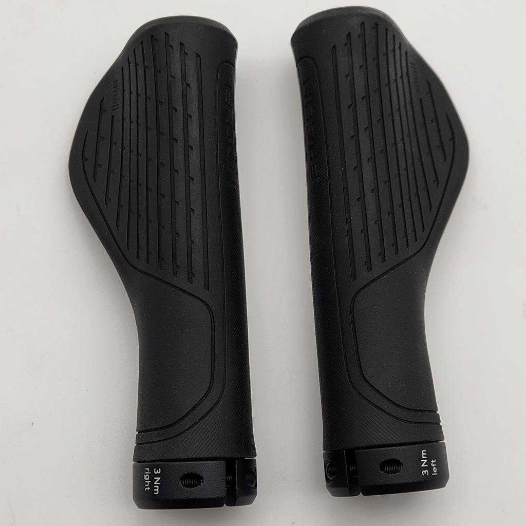 Ergon GS1 EVO Small Lock-On Bicycle Handlebar Grips, Black NO PACKAGE