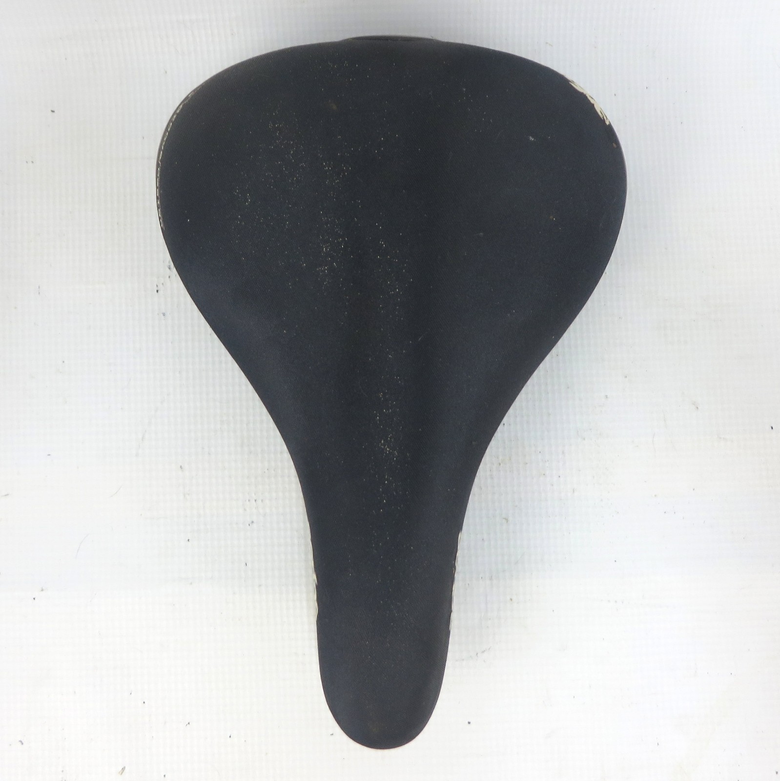 SERFAS GEL SADDLE Bike Seat 184x267mm 463g Black Deep Groove Comfortable!