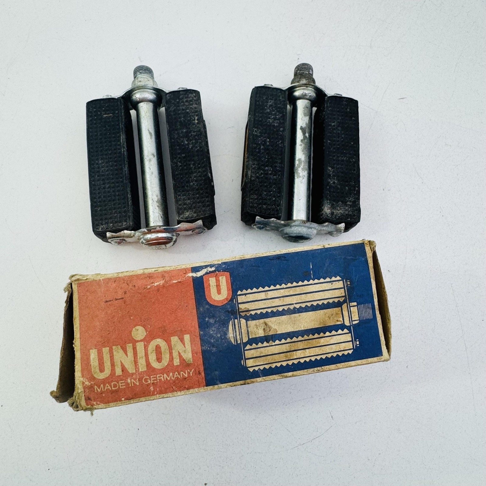 Vintage Union Bicycle Block Pedals 9/16 In Black Reflectors Pair German Bike A41
