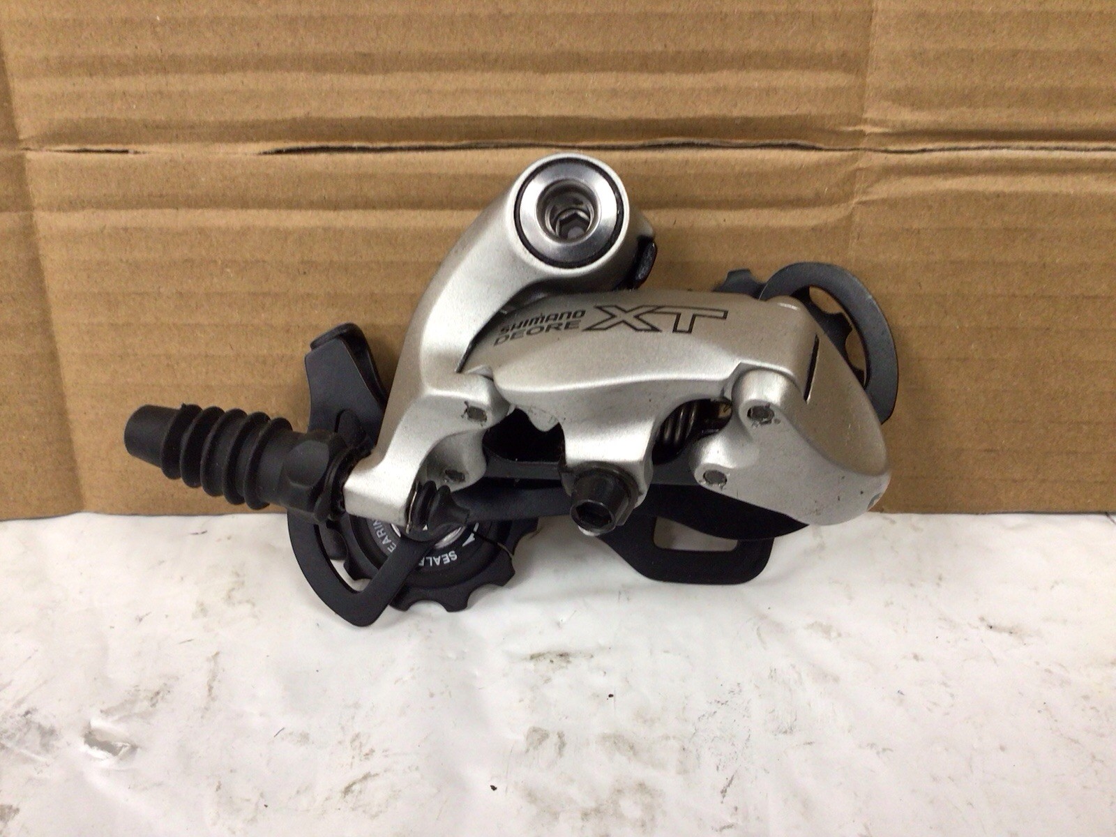 Shimano Deore XT 9 Speed Rear Derailleur RD-M750