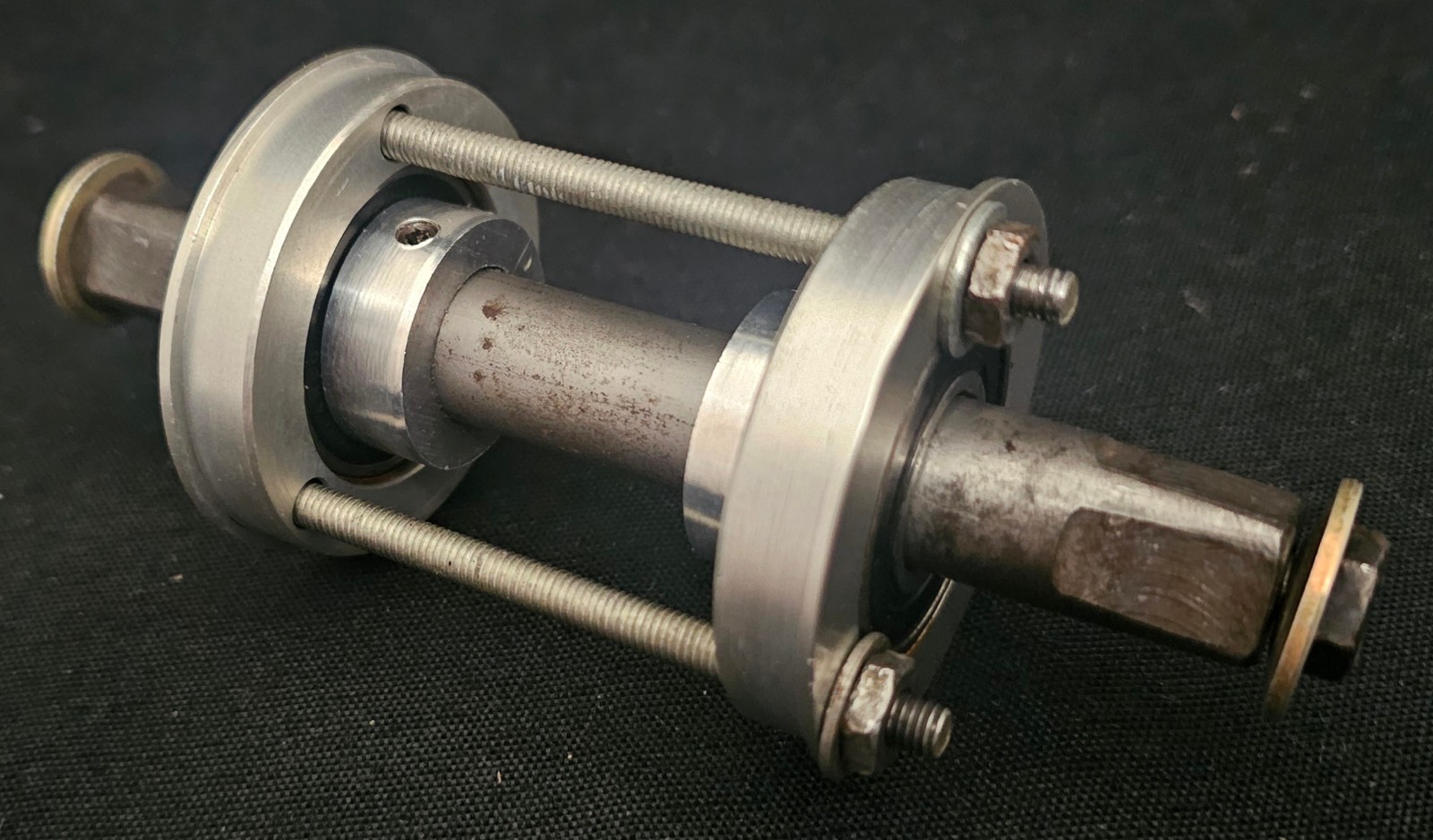 Vintage 1980s Bullseye Bottom Bracket Sealed Bearing Square Taper