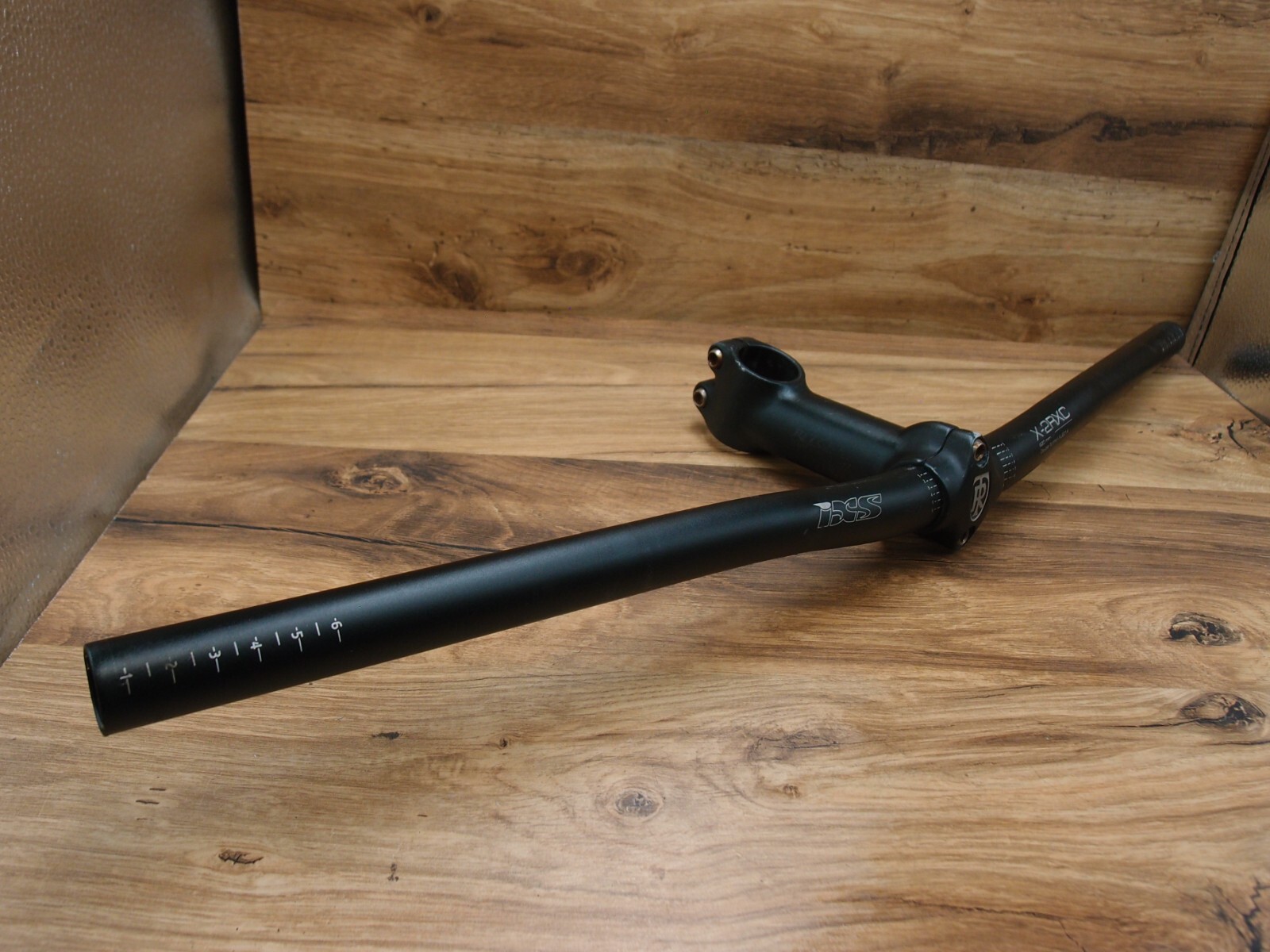 flat handlebar ixs X-2RXC double butted + ahead stem Ritchey 1 1/8 in