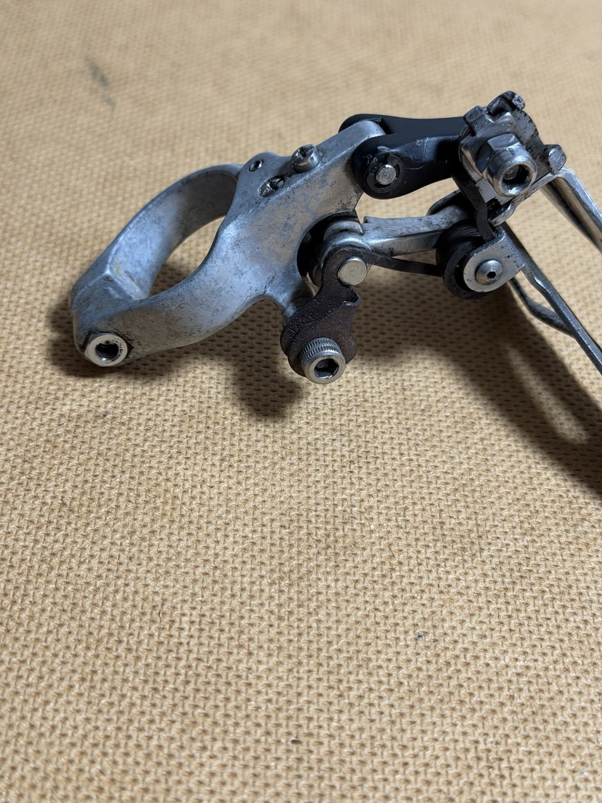 Vintage Suntour XC FD-3500 Clamp-On 31.8 mm Front Derailleur – For Parts