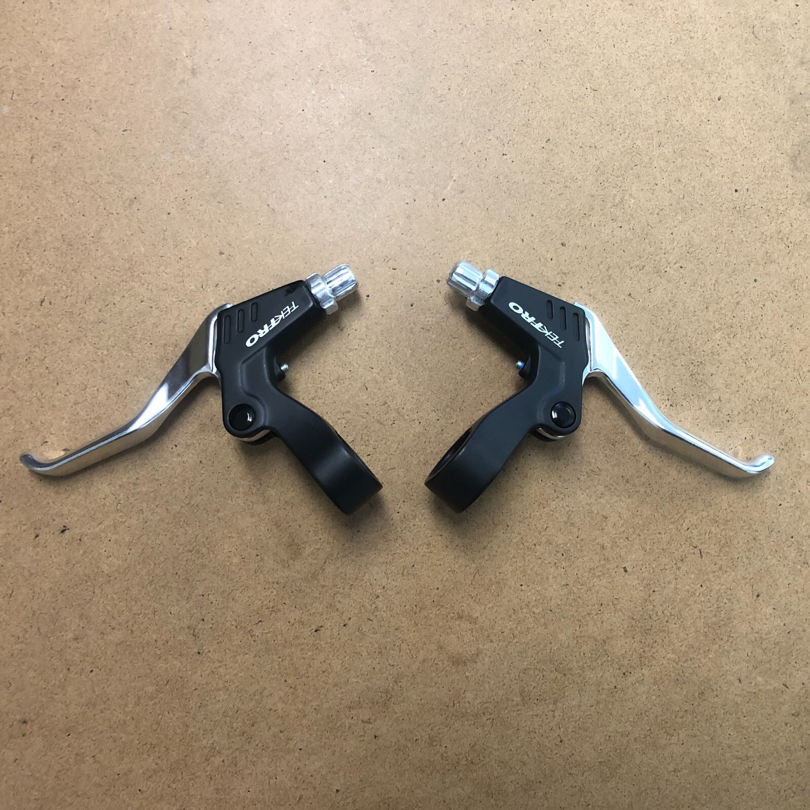 New Tektro MTB Brake Lever Set Black/Silver