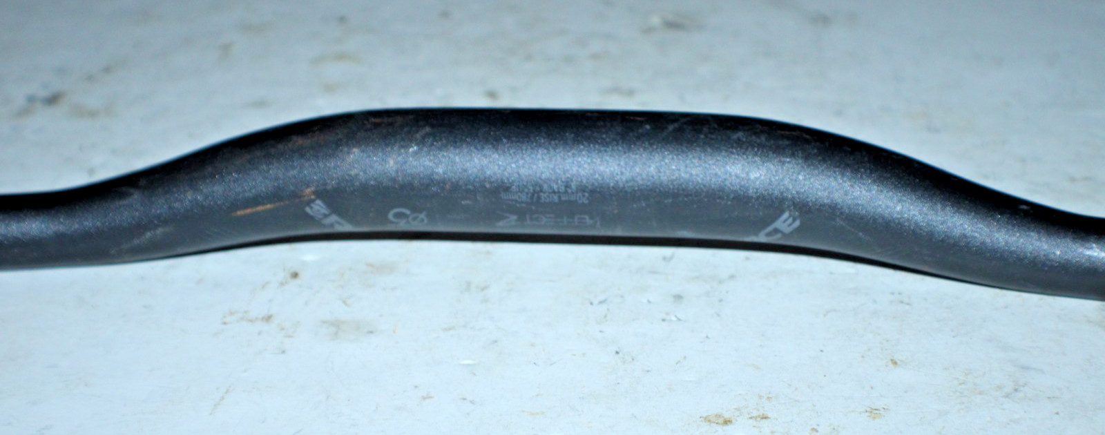 Raceface Aeffect R 20mm Riser Bar MTB Handlebar 35/22.2mm 78cm 8° Back 5° Up :)