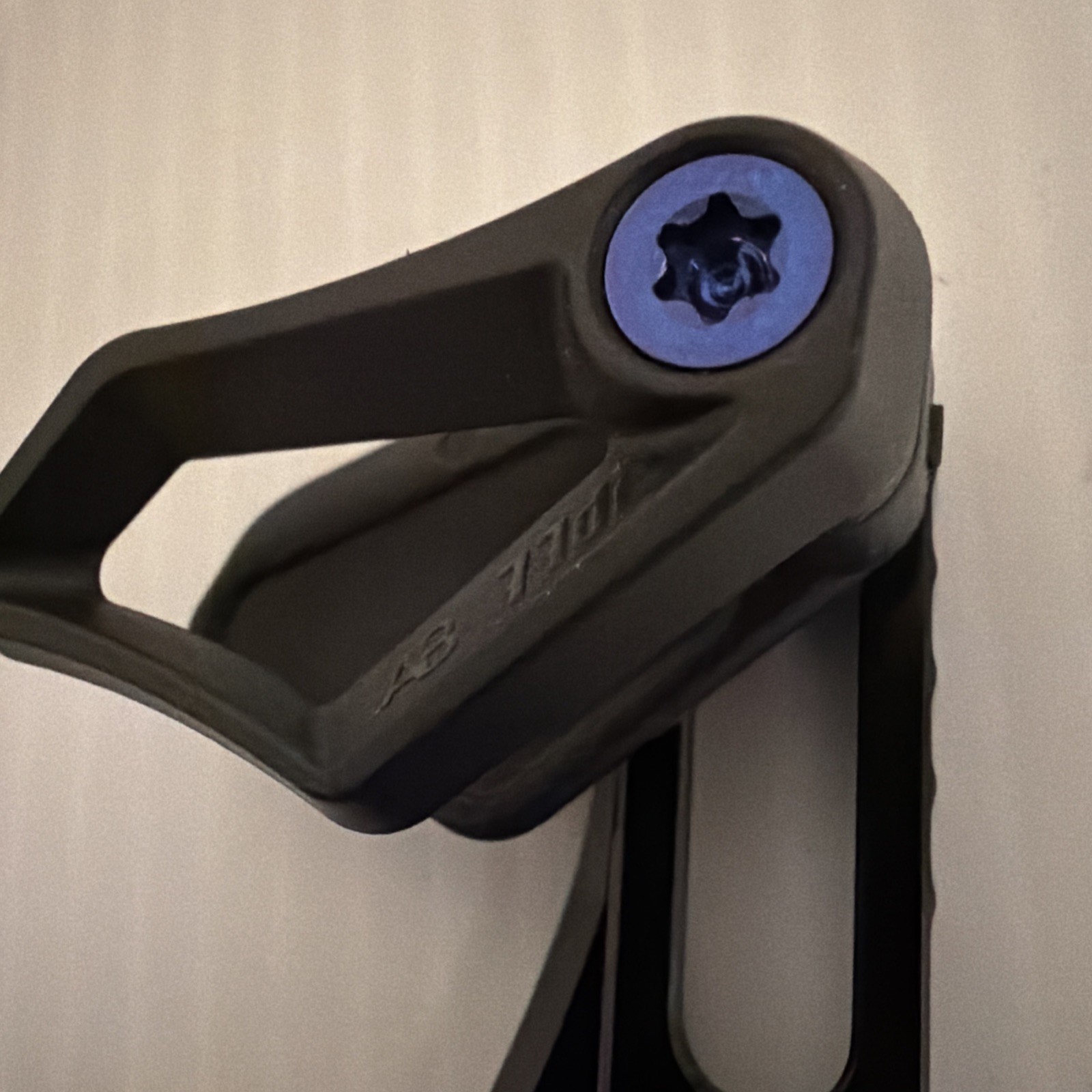 Absolute Black Oval Chainguide TG-ISCOG Top Mount New In Original Packaging