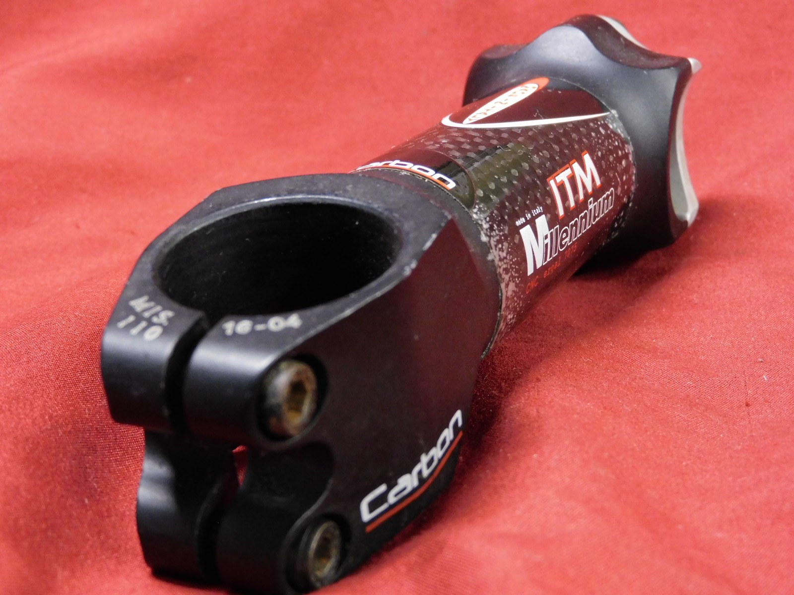 VGC 11 cm Threadless Black ITM Millenium Carbon Stem 1″ x 110 mm x 26.0 mm 151 g