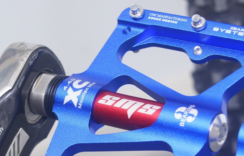 Aluminum Road MTB Mountain Bike XC Bicycle Pedal 3 Bearings Flat Pedals Blue