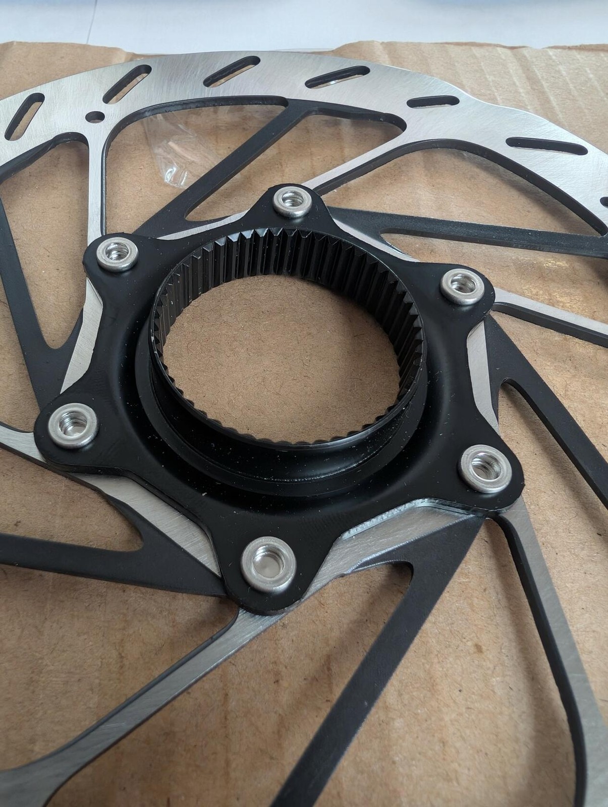 No Packaging/Cosmetic Damage: SRAM HS2 Disc Rotor 160mm Centerlock w/ Lockring