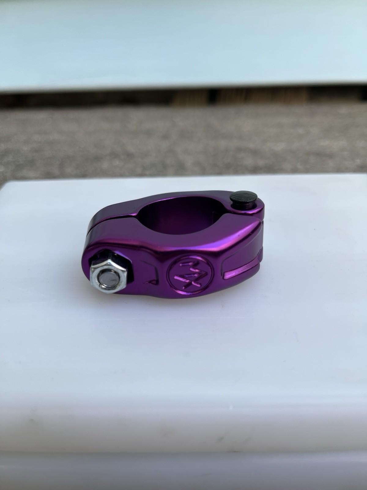 DIA-COMPE MX 1500 HINGED SEAT POST CLAMP 25.4mm 1″ New Bmx Purple Bike