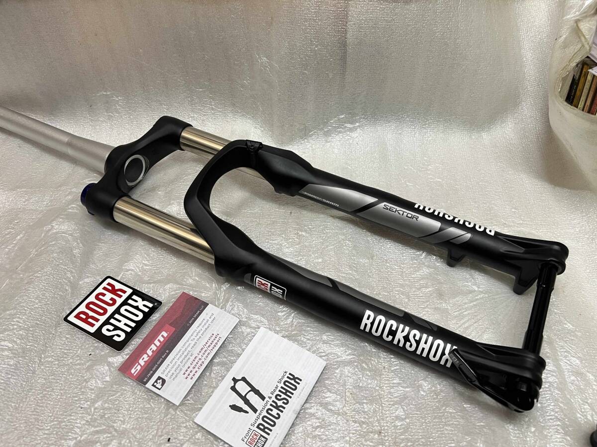 ROCKSHOX SEKTOR TK SILVER 26er Tapered Fork 15×100 130mm Uncut Steerer NEW RARE