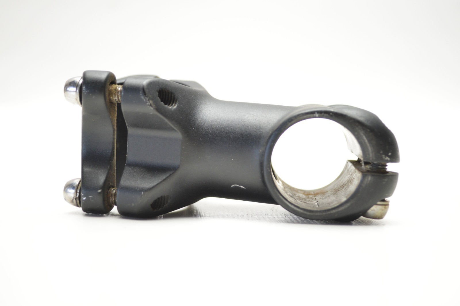 BLACK ANODIZED 60 MM REACH BICYCLE 1 1/8 THREADLESS 9 DEG. STEM 31.8 MM CLAMP