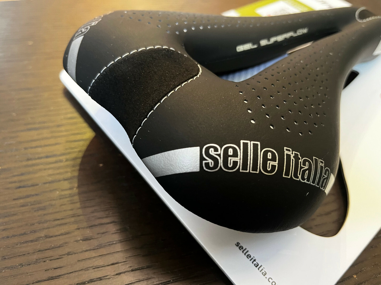 Selle Italia DIVA Gel Superflow 152x270mm L3 TI316 Rail Road Saddle (Black)
