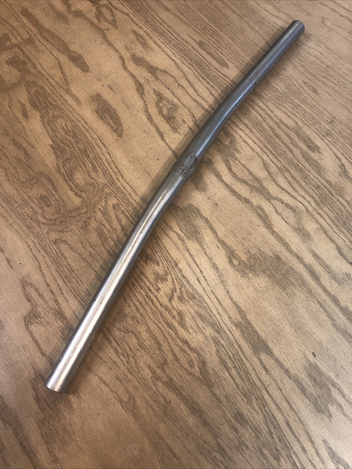 HL Steel Mountain Bike ￼Flat Bar Handlebar 25.4mm 560mm 6°