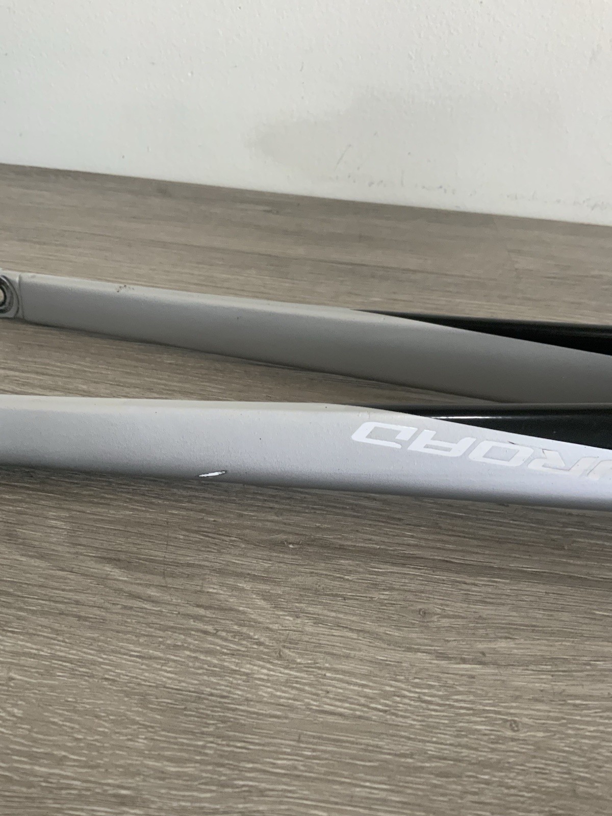TEAM HIGH CARBON FORK 700C 1 1/8 INCH THREADLESS 190 MM STEERER 336 GRAMS
