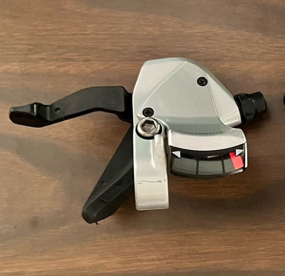 Shimano SL-R440 3 Position Left Hand Flat Bar Bicycle Shifter Low Mileage