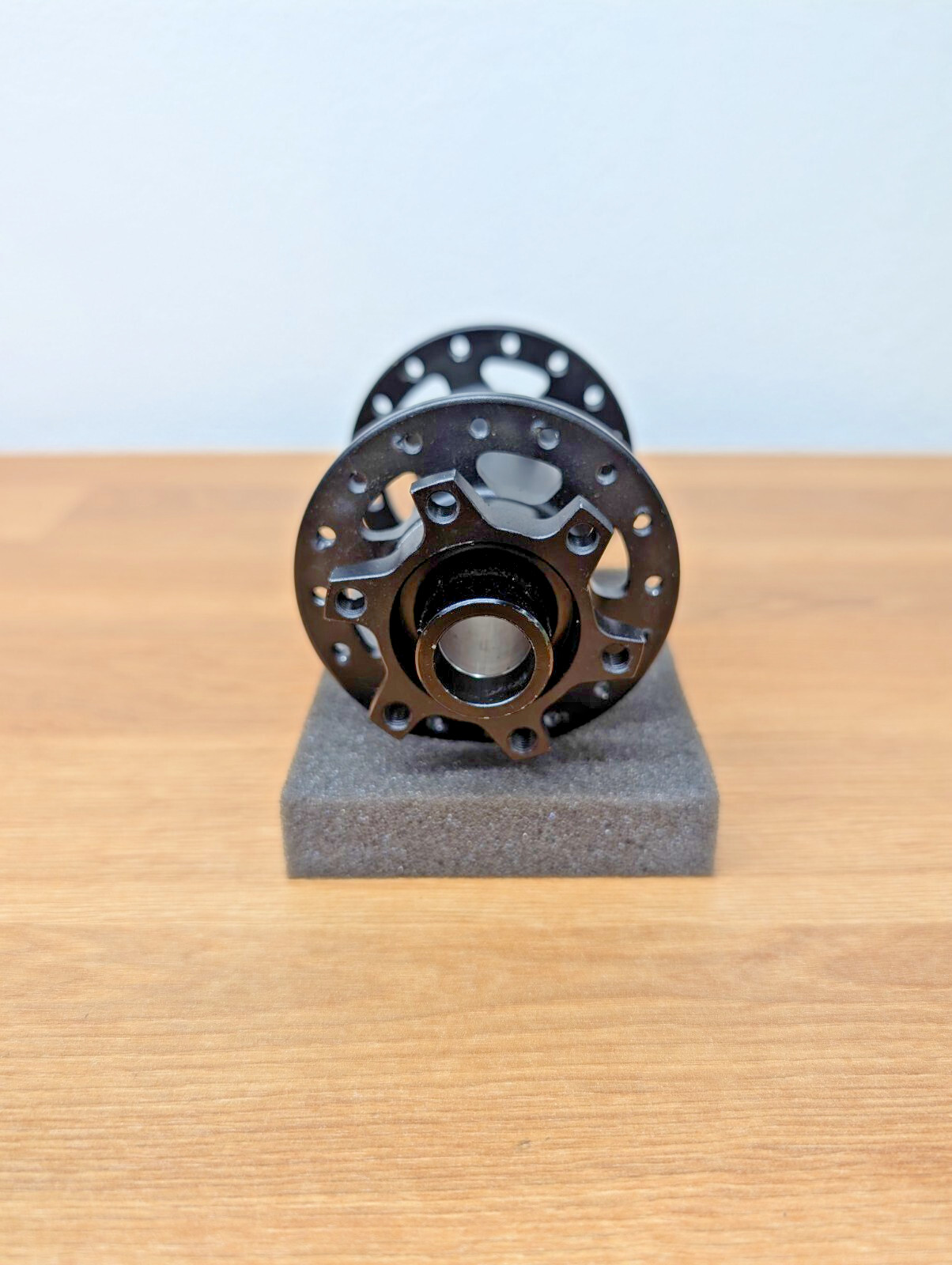 Bear Pawls MTB Boost Front Hub – 15×110 mm – 32H – 6 Bolt Disc – Take Off