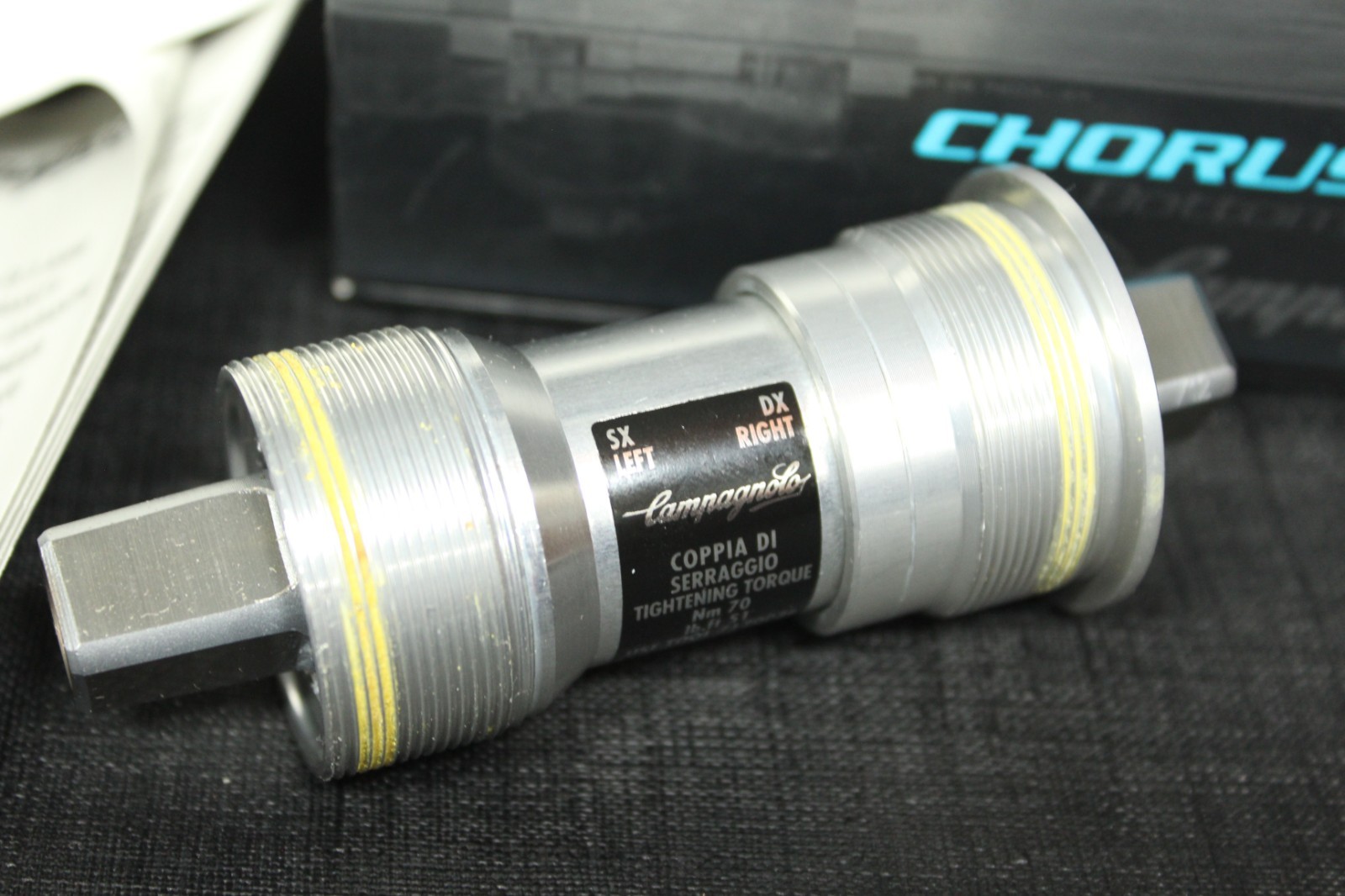 NEW CAMPAGNOLO Chorus Bottom Bracket BB99-CH02BC English Square Taper 102mm ENG