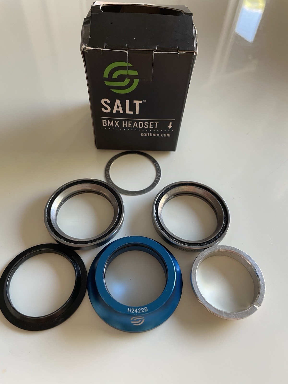 Salt 1 1/8 Internal Headset In Blue(new) Never Used