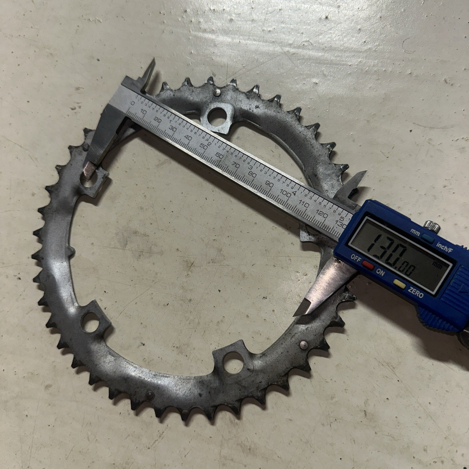 Shimano Inner 42 Tooth chainring 42T Silver 130 mm BCD 5 Arm Used For 42-52 V3