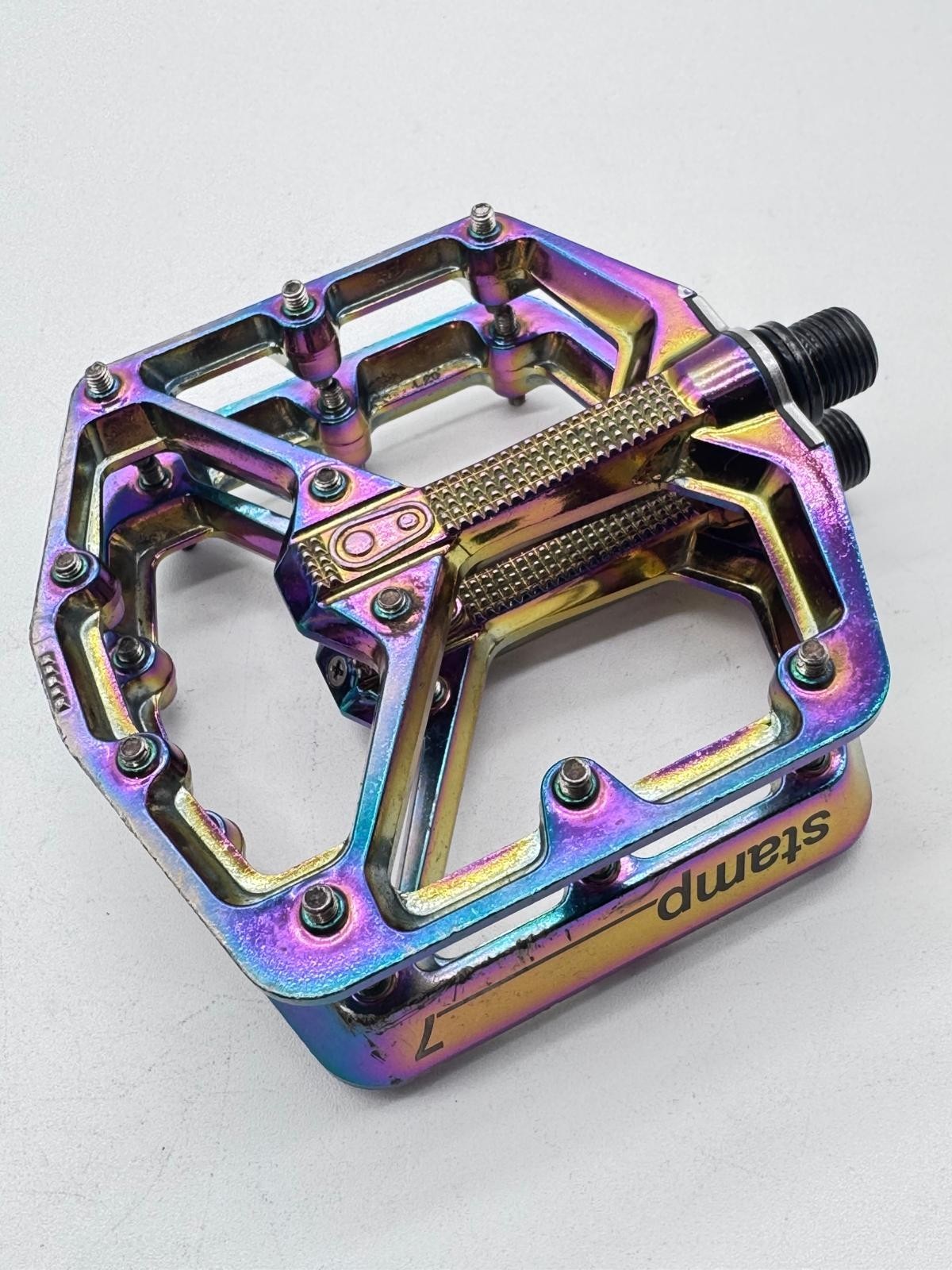 Crankbrothers Large Platform Stamp 7 Bike Pedals – Oil Slick