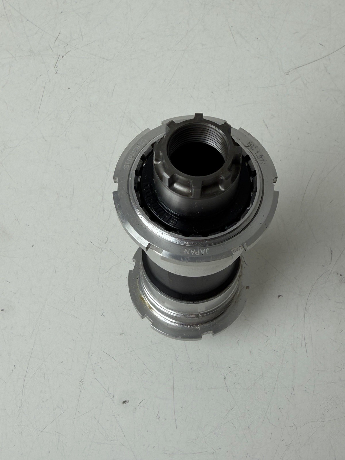 Shimano Dura Ace Model BB-7700 Sealed Cartridge Unit Japan 109.5