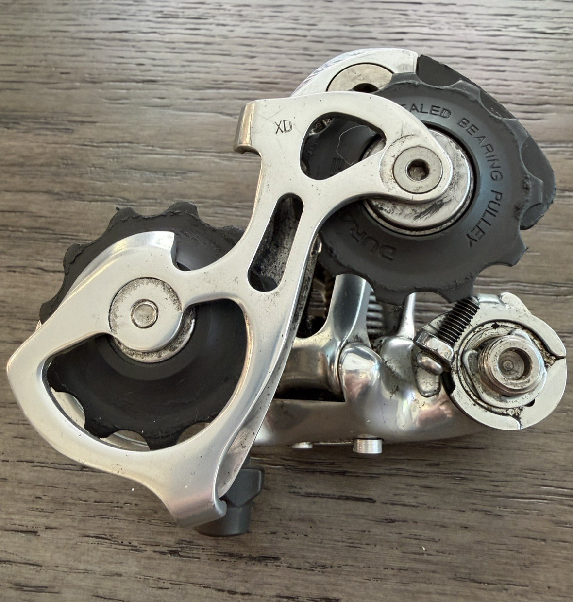 Shimano Dura-Ace 9 spd rear derailleur RD-7700 good