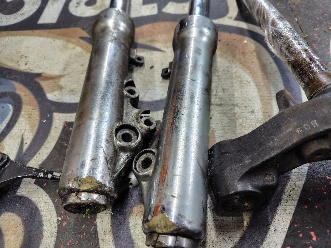 Address V125G Front Fork & Steering Ring Stem