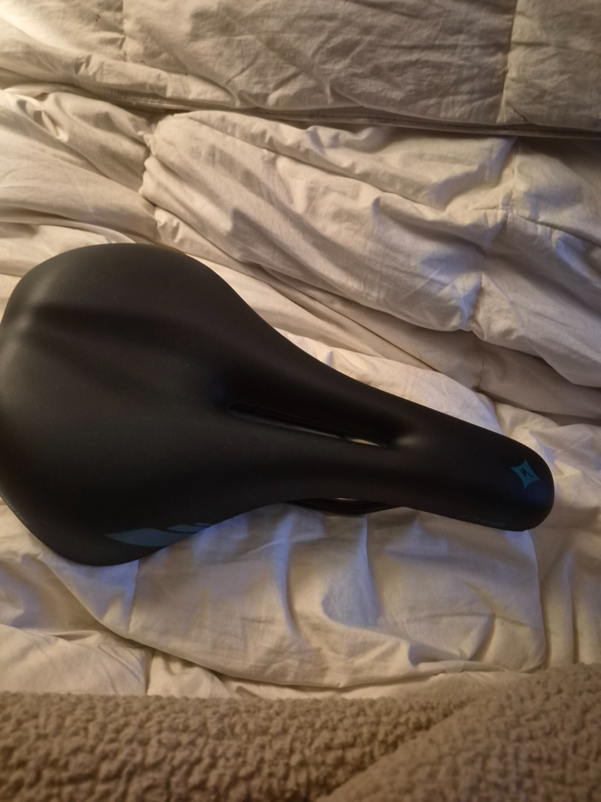 Specialized Riva Body Geometry Bicycle Saddle Seat Black 142mm 365g Womens Bike