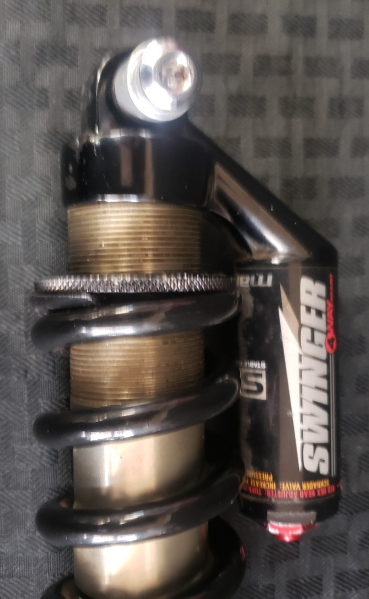 450283 – Manitou Swinger 4Way SPV Shock Absorber