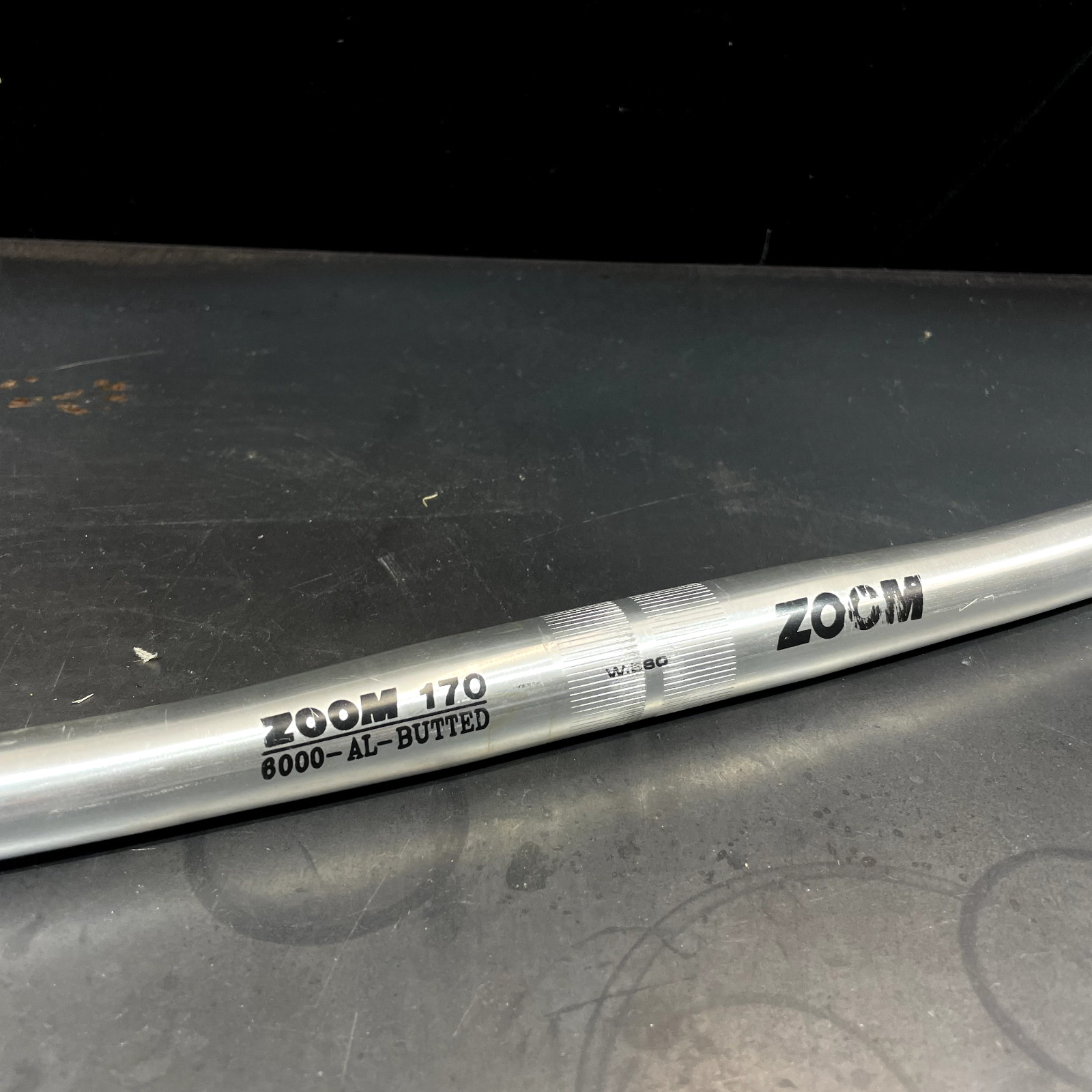 Vintage Zoom 170 Flat Bat – Aluminum – 25.4mm – 560mm – Used