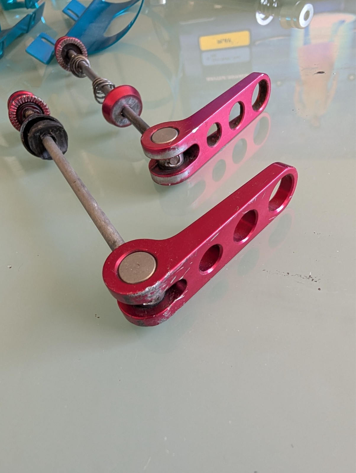 Ringle Holey Red Skewers Pair Ti