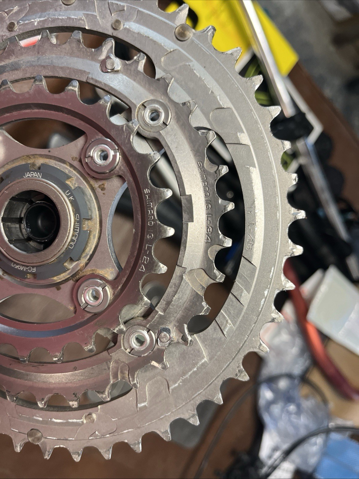 Shimano XTR FC-M950 Triple Crankset 175mm w/ Chainring-24/34/46t