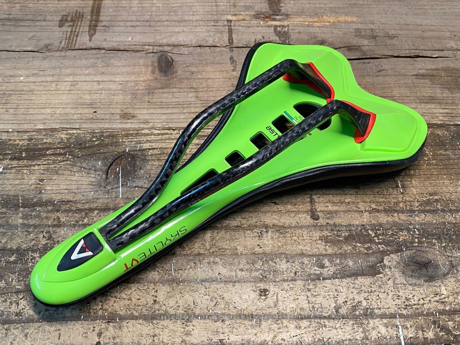 ASTUTE SKYLITE VT saddle 138mm CARBONIO rail Used