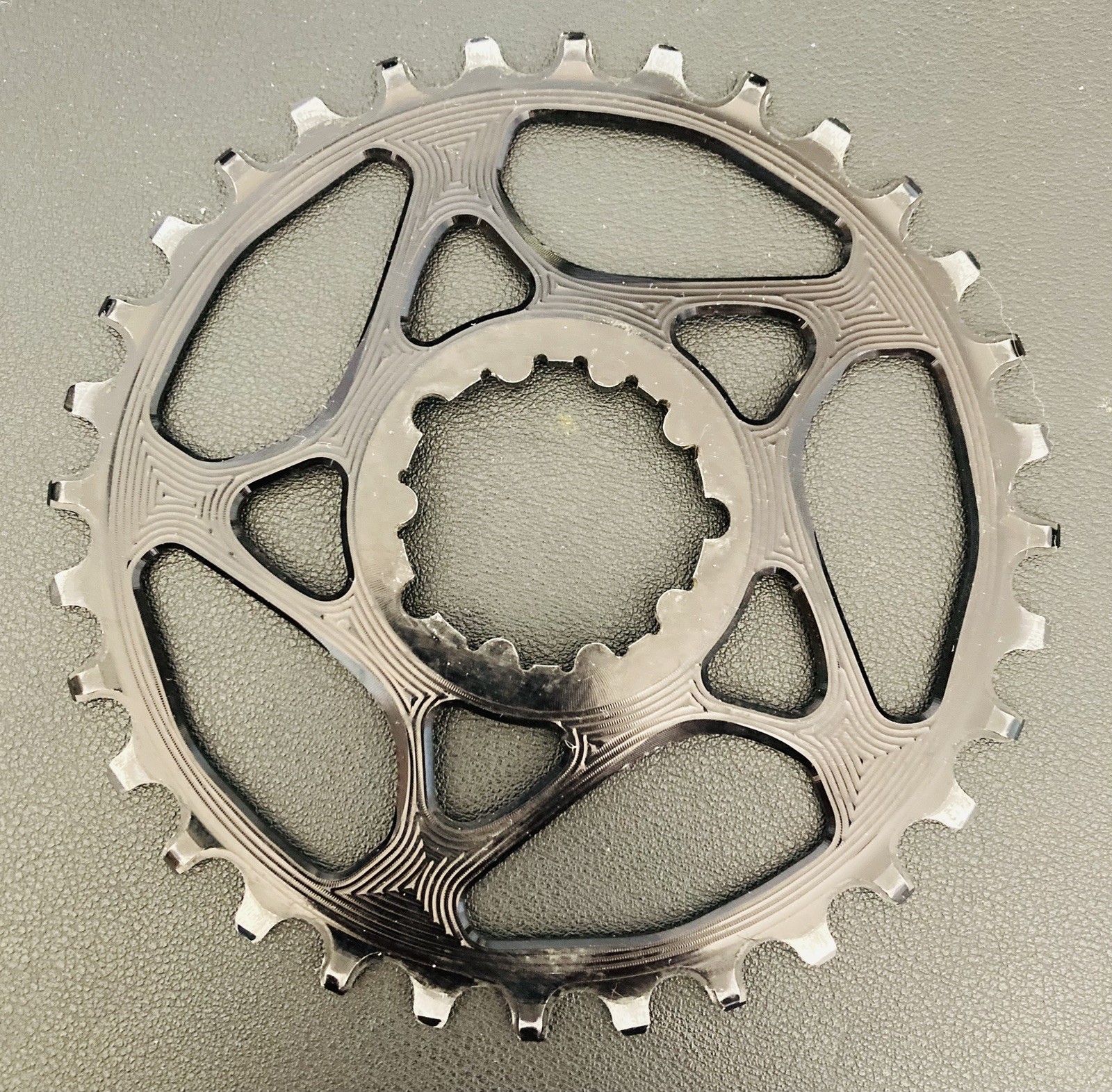 ABSOLUTE BLACK NARROW WIDE DIRECT MOUNT CHAINRING, 32T, CN32BK 3mm