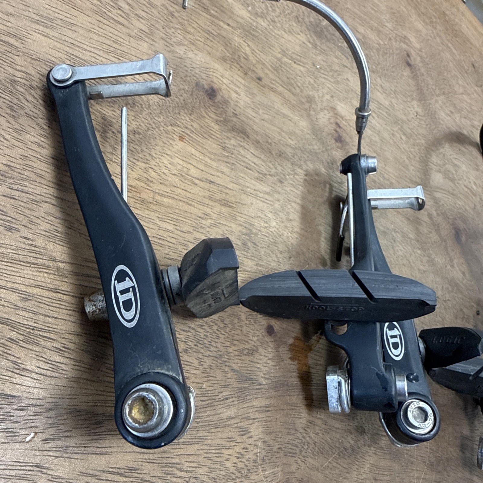 Avid Single Digit 1D V-Brake Set Front & Rear Brakeset Black Ritchey Logic Pads