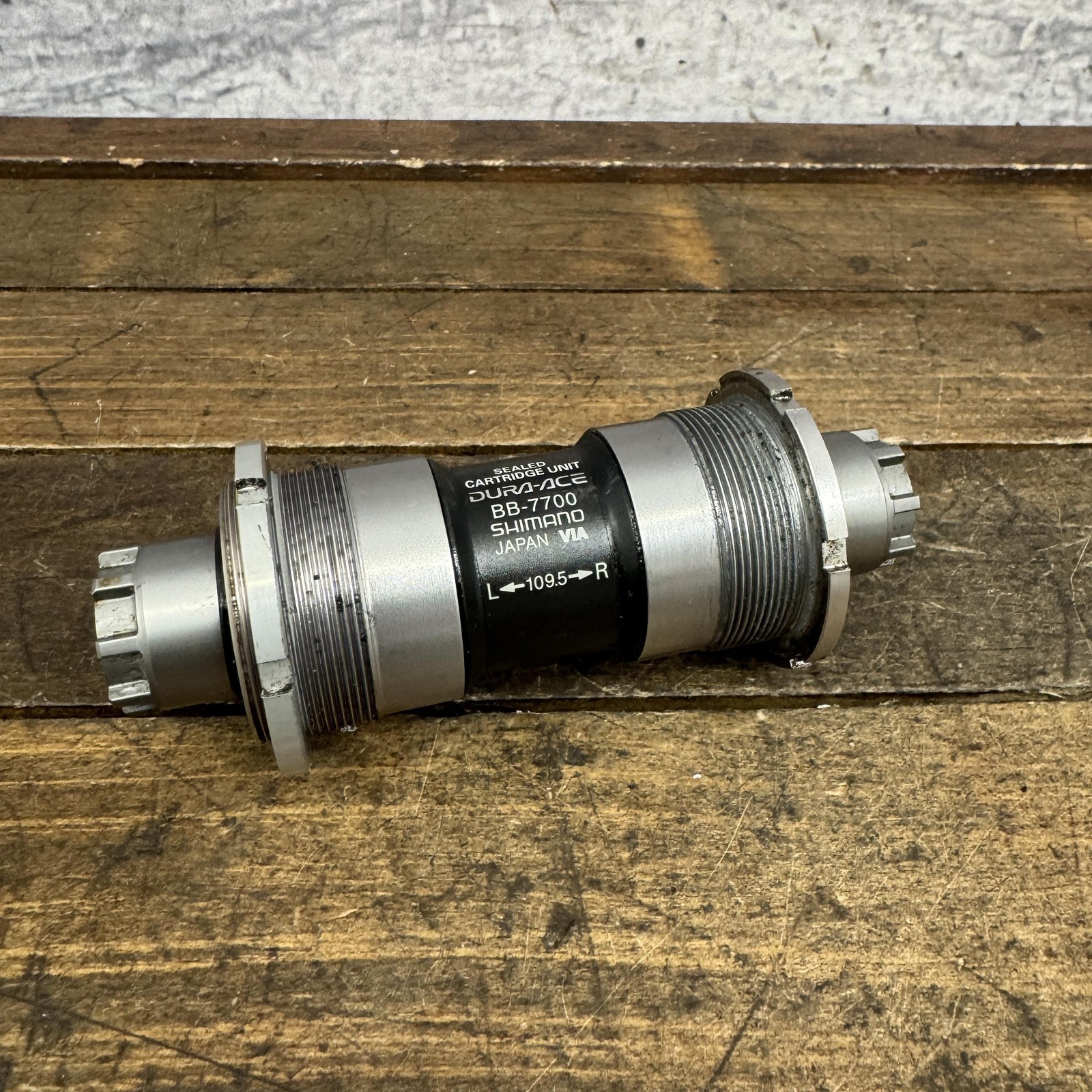 Vintage Shimano Dura-Ace BB-7700 Bottom Bracket 68mm BSA 109.5mm Octalink V1