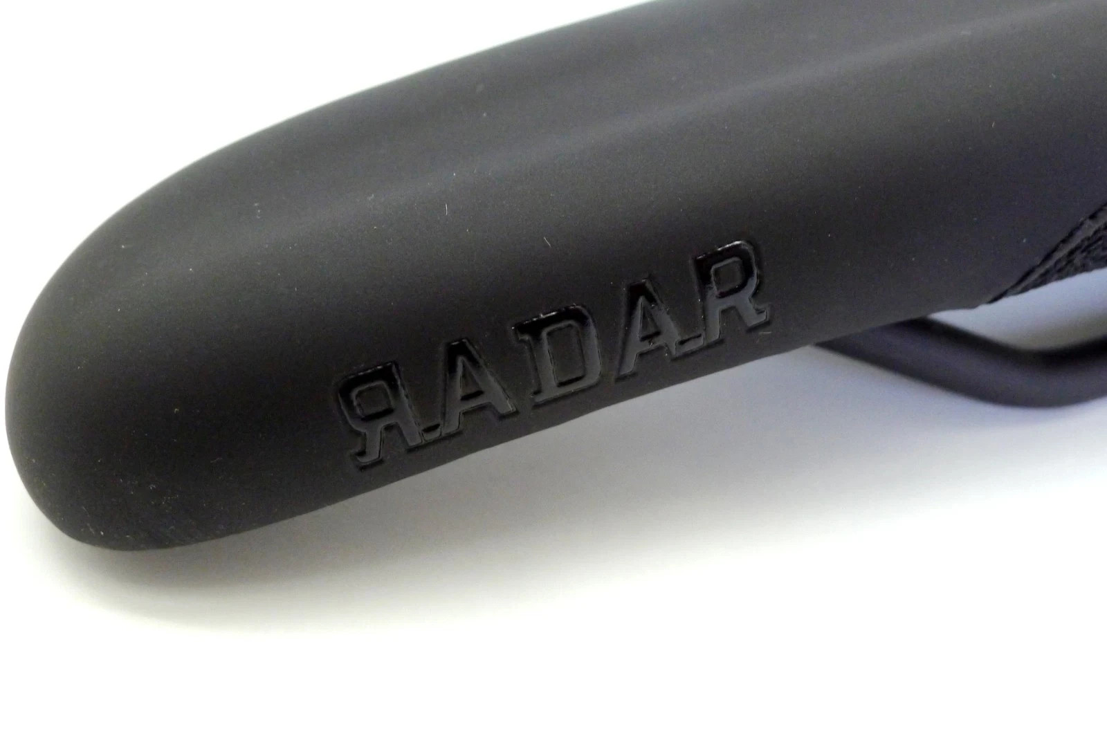 SDG Radar Saddle – Lux-Alloy Rail – Black/Black