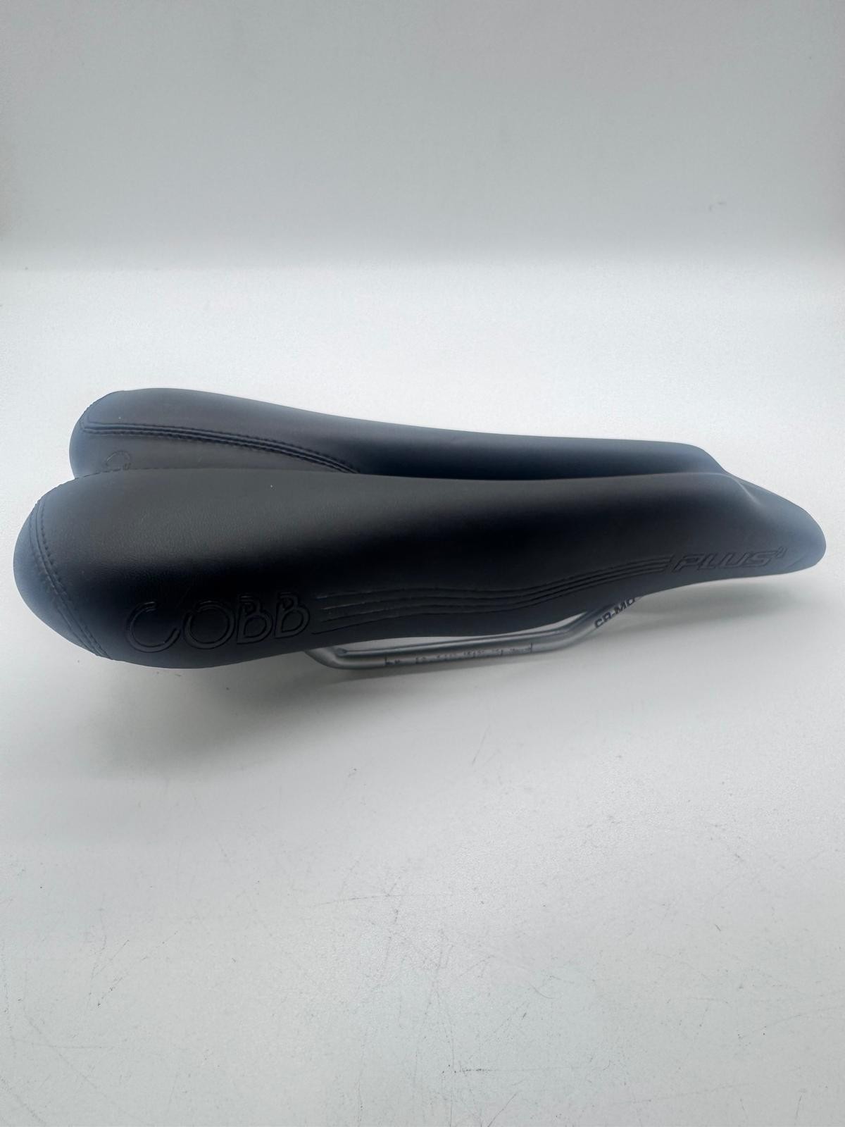 COBB Plus 2 130mm Triathlon Saddle Chromoly Rails
