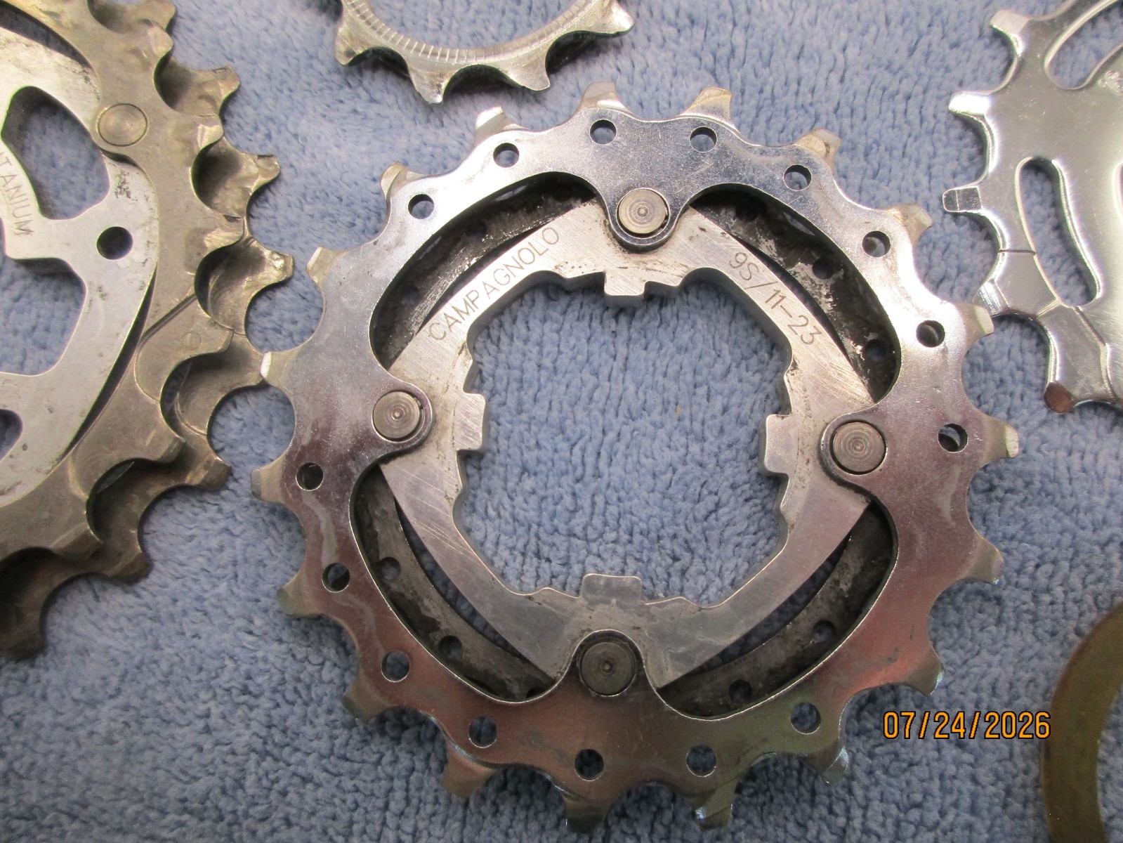 CAMPAGNOLO 9 SPEED CASSETTES RECORD TITANIUM VELOCE STEEL 10 COGS