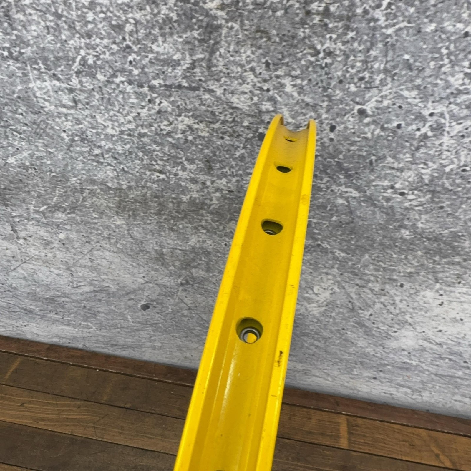Vuelta Excalibur 26in Rim Yellow 36h Disc 36 Hole MTB Anti Snake Bite 559×19