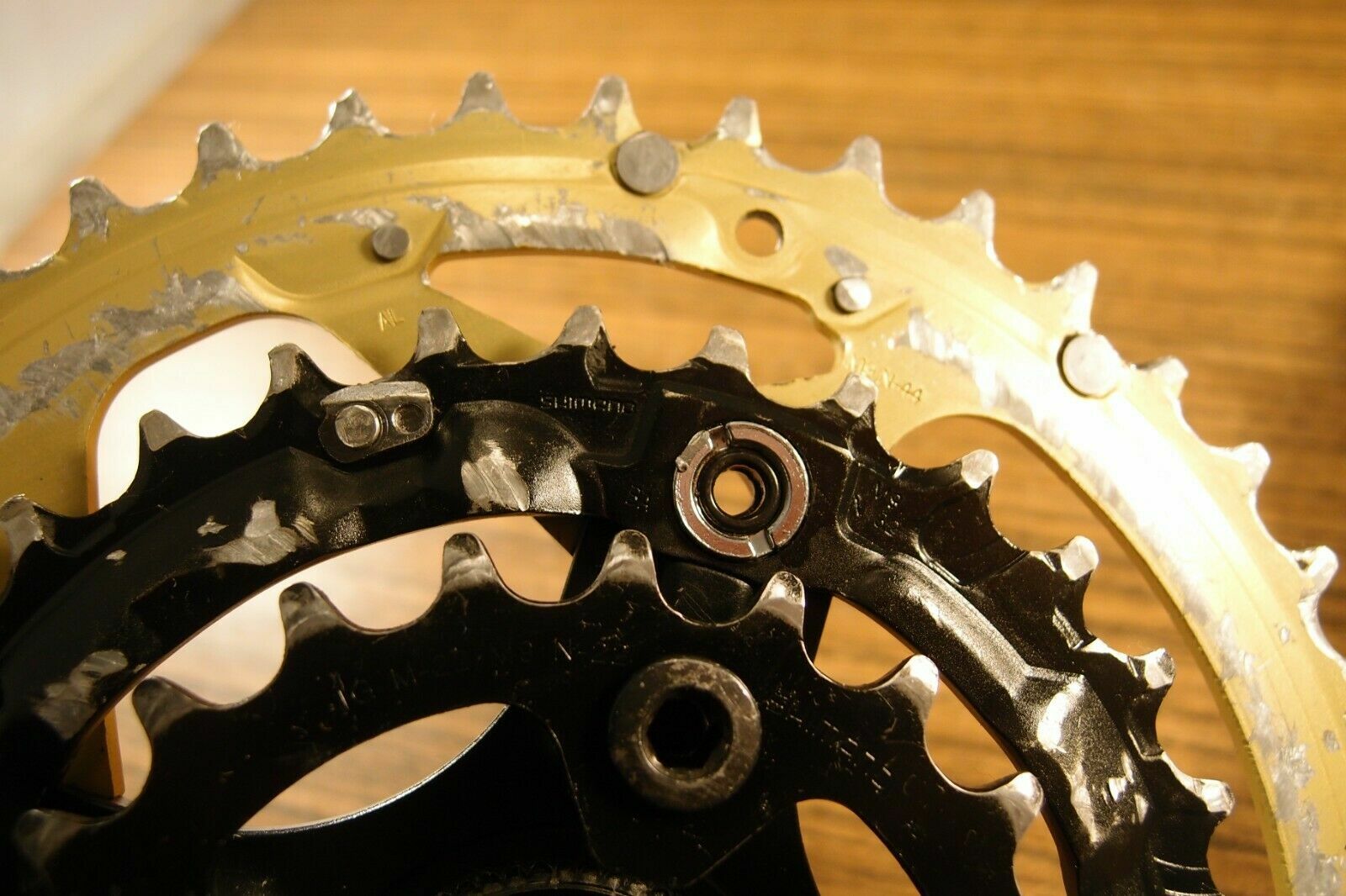 crankset Shimano Deore LX Mega Drive Train Gold Edition FC-M570 + bottom bracket
