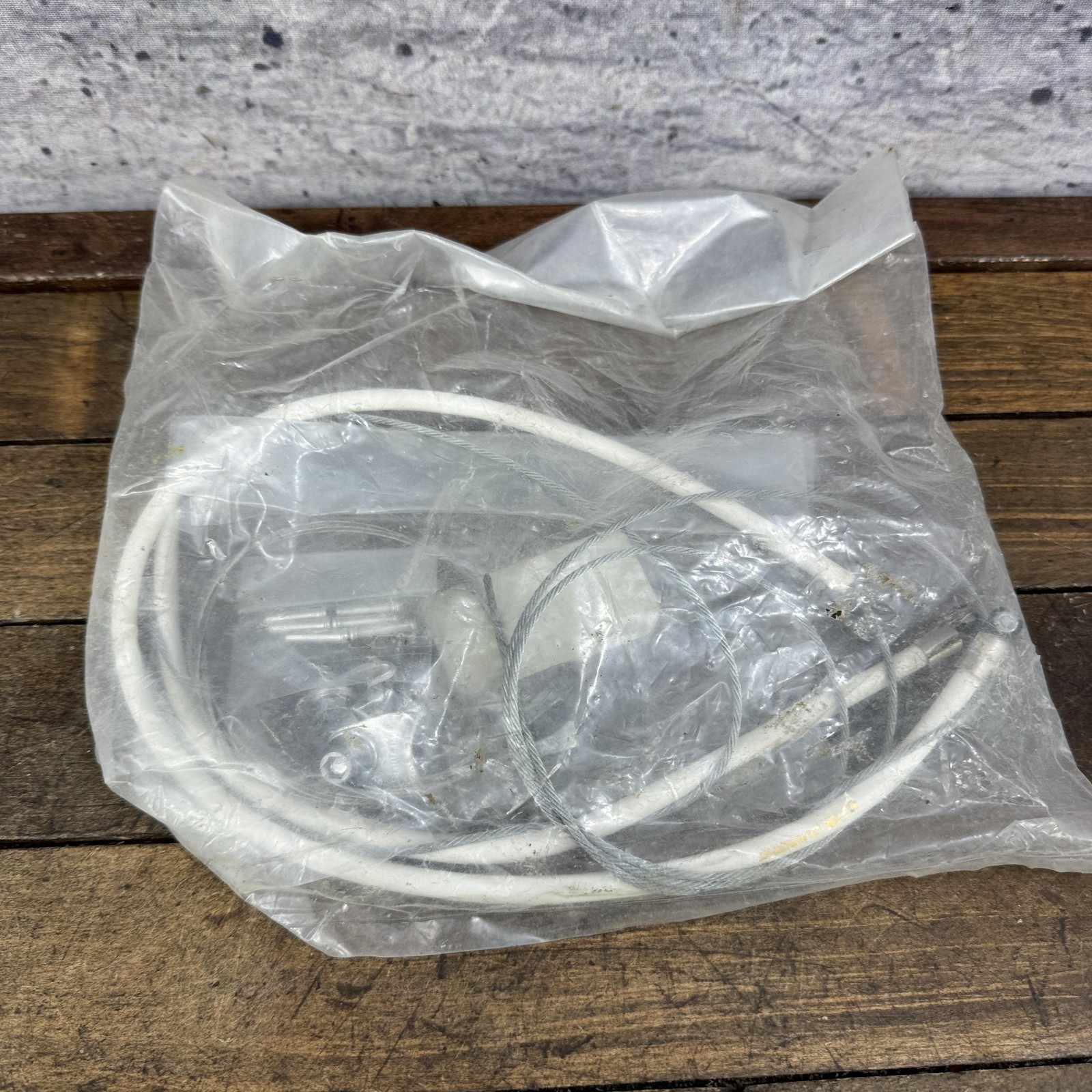 Vintage Shimano MTB Brake Cable Housing Set NOS Oversize 2mm White Yoke 1990s