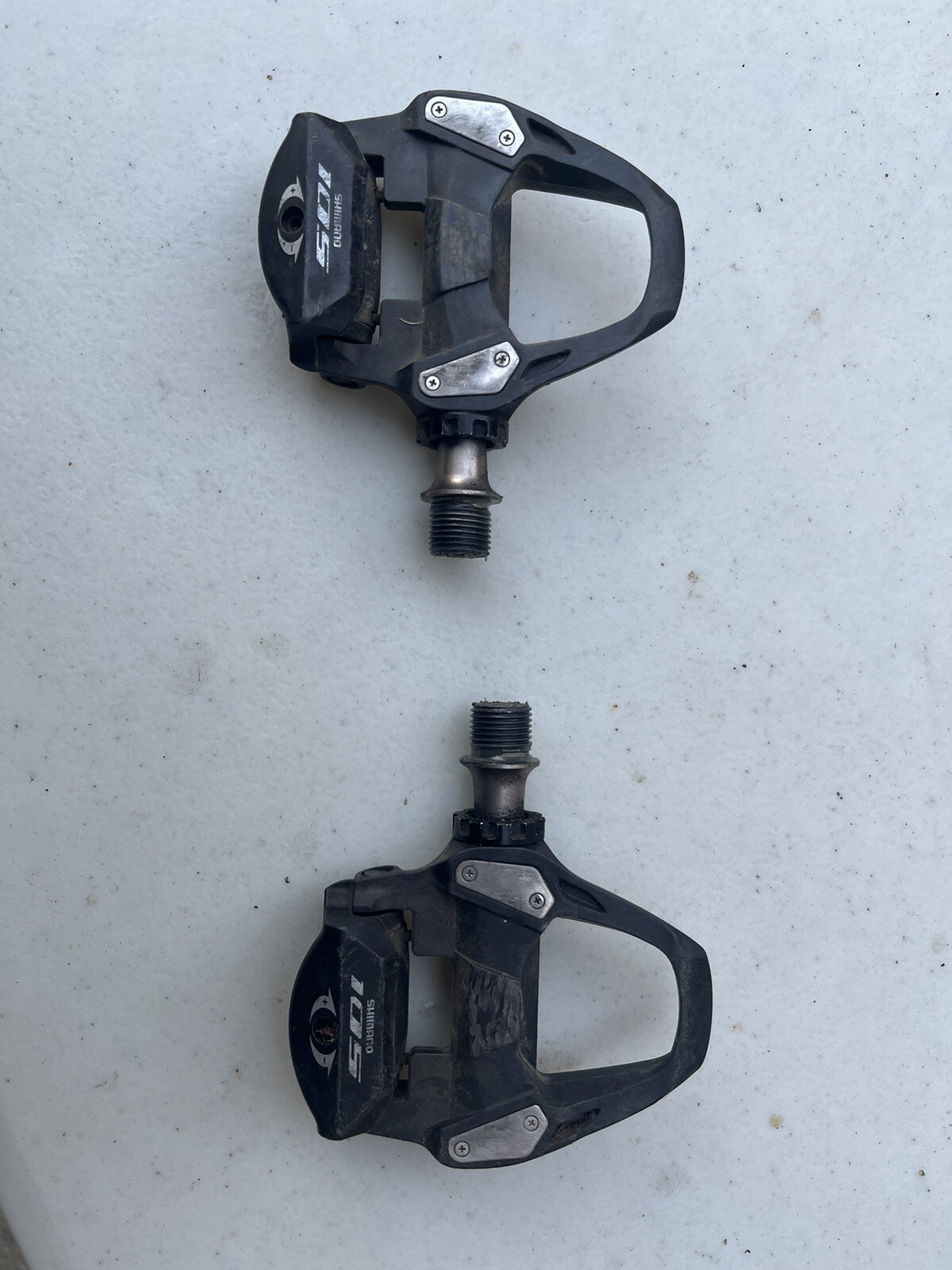 Shimano PD-R7000 SPD-SL Clipless Road Bike Pedals – Black