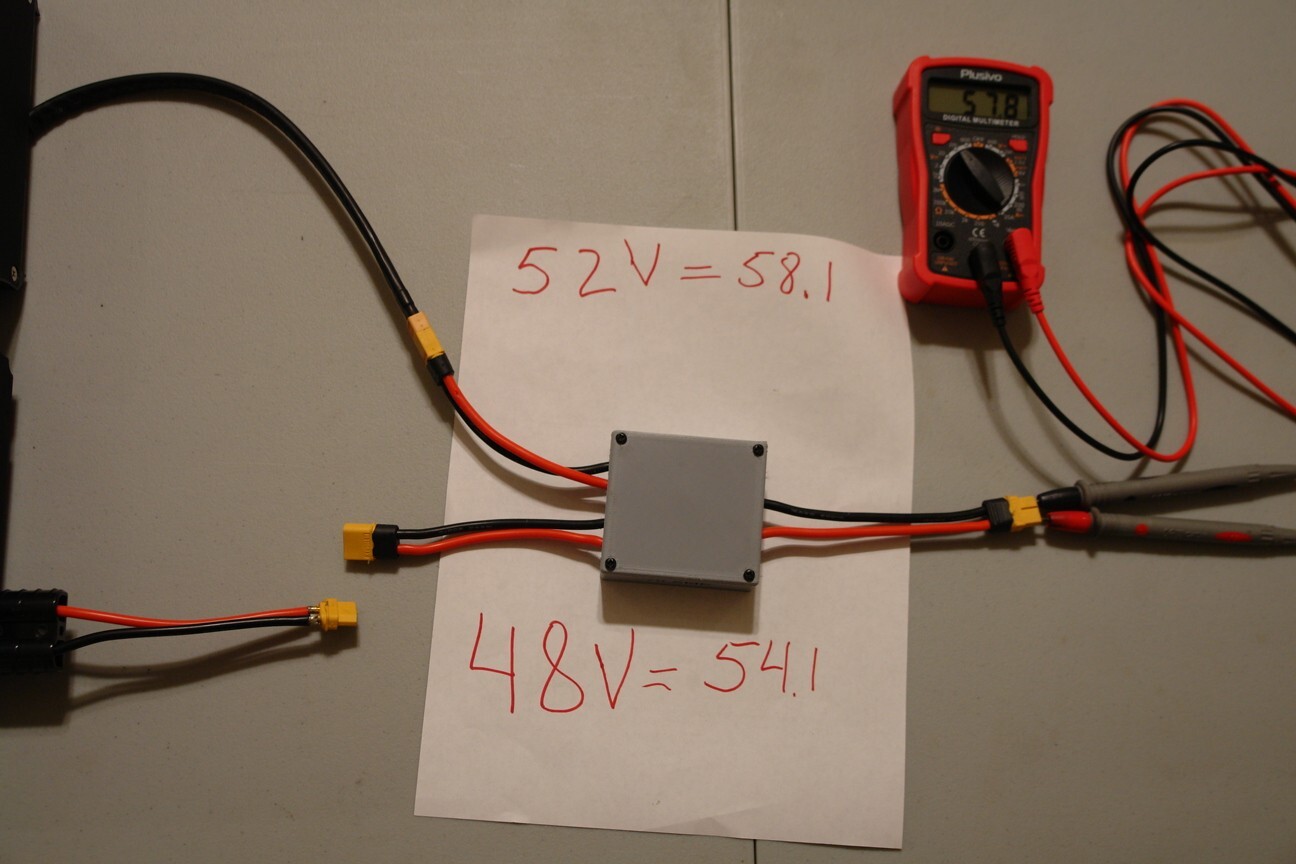 E-Bike Multi-Battery Discharge Converter for 3 batteries,XT60 